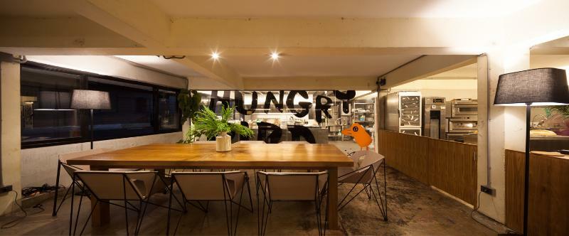 צ'יאנג מאי Thunder Bird Hostel מראה חיצוני תמונה
